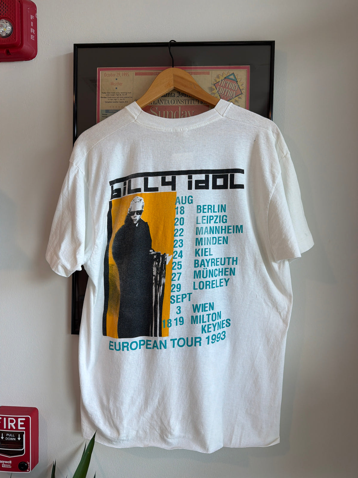 VINTAGE 1993 BILLY IDOL EUROPEAN TOUR SHIRT