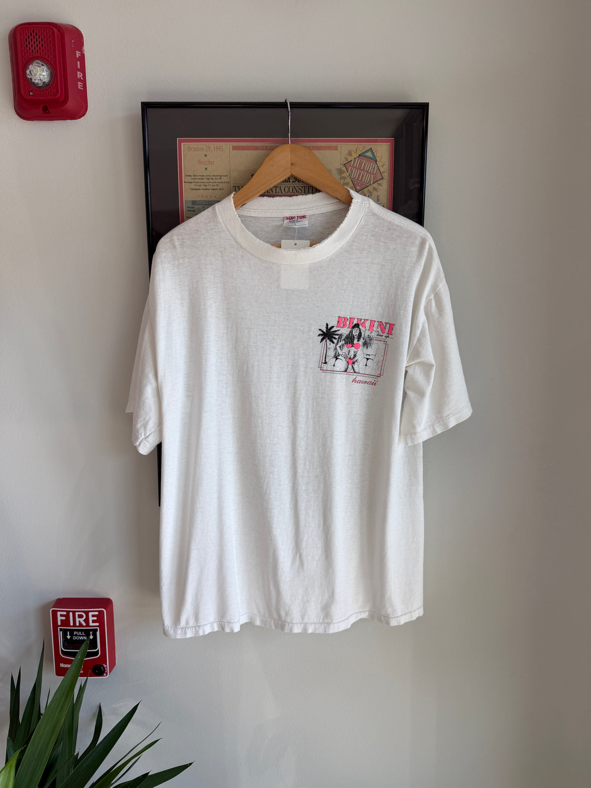 VINTAGE 1990S BIKINI LINE UP HAWAII SHIRT