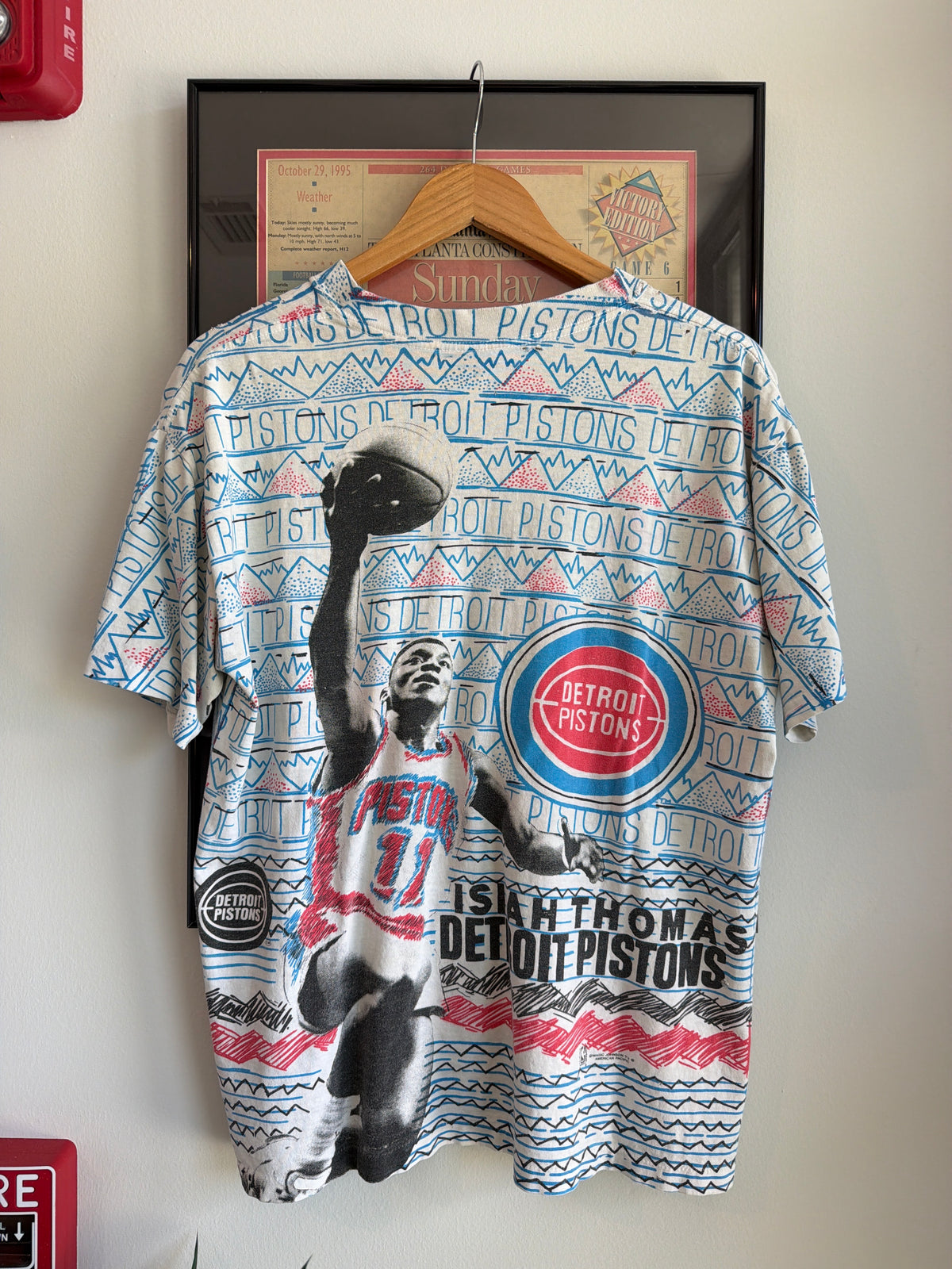 VINTAGE 1990S ISIAH THOMAS DETROIT PISTONS AOP SHIRT
