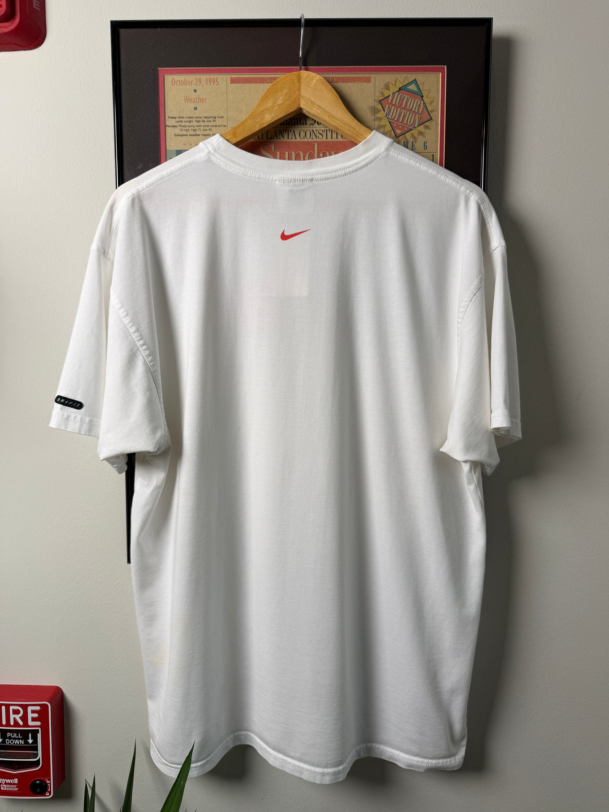 VINTAGE 1990S NIKE DESTINATION ANYWHERE SHIRT