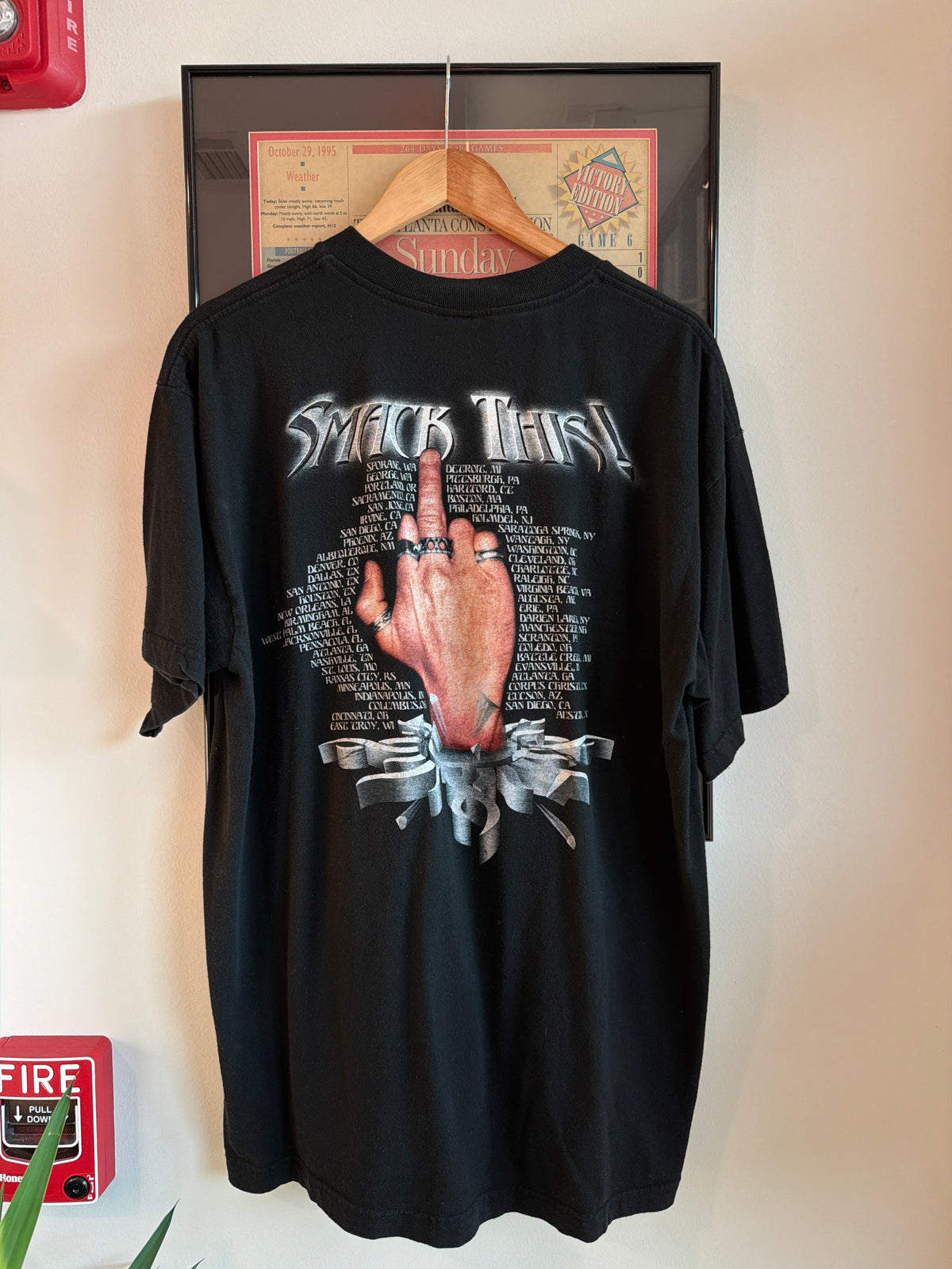 VINTAGE 2000 GODSMACK SMACK THIS TOUR SHIRT