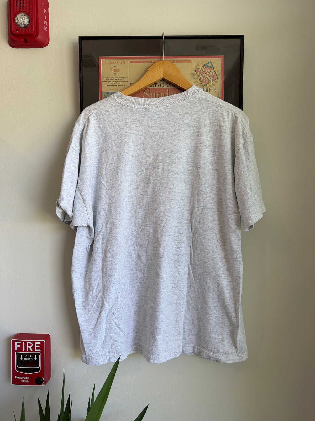 VINTAGE 1995 ATLANTA BRAVES WORLD SERIES SHIRT