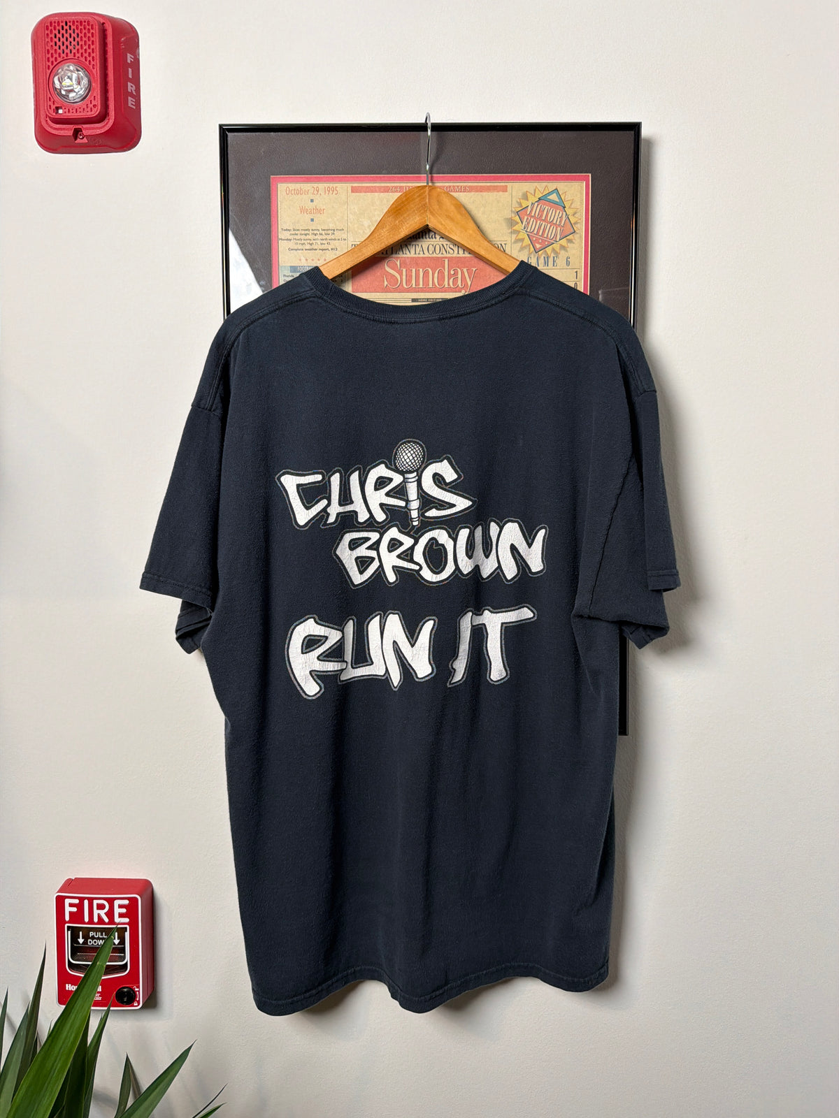 VINTAGE 2006 CHRIS BROWN R&B BAND SHIRT