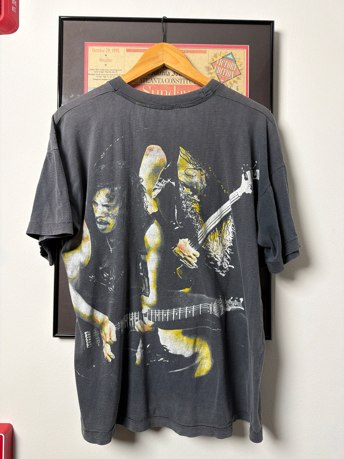 VINTAGE FADED DISTRESSED 1990S METALLICA SHIRT