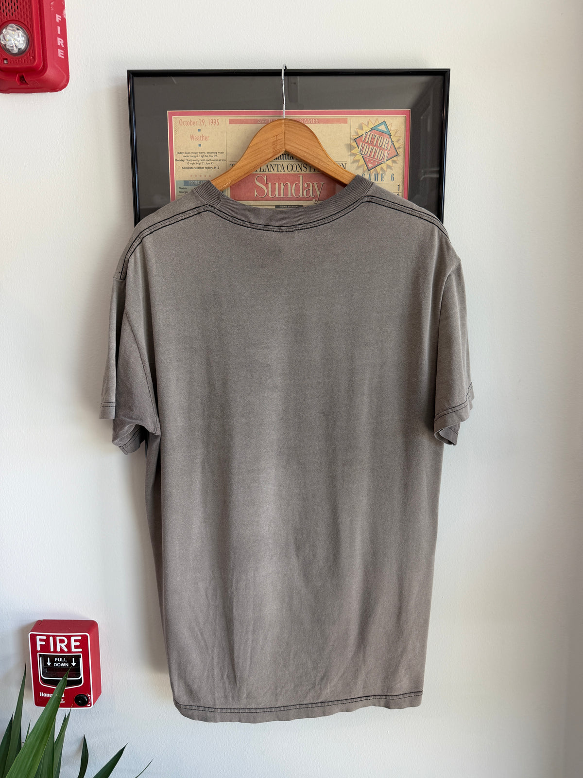 VINTAGE FADED 1990S DRAGON SHIRT