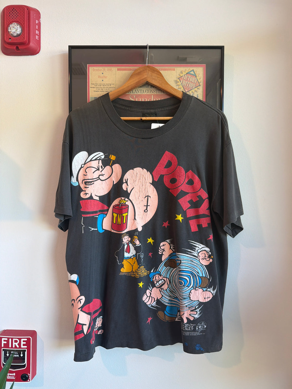 VINTAGE FADED DISTRESSED 1993 POPEYES AOP COMIC SHIRT