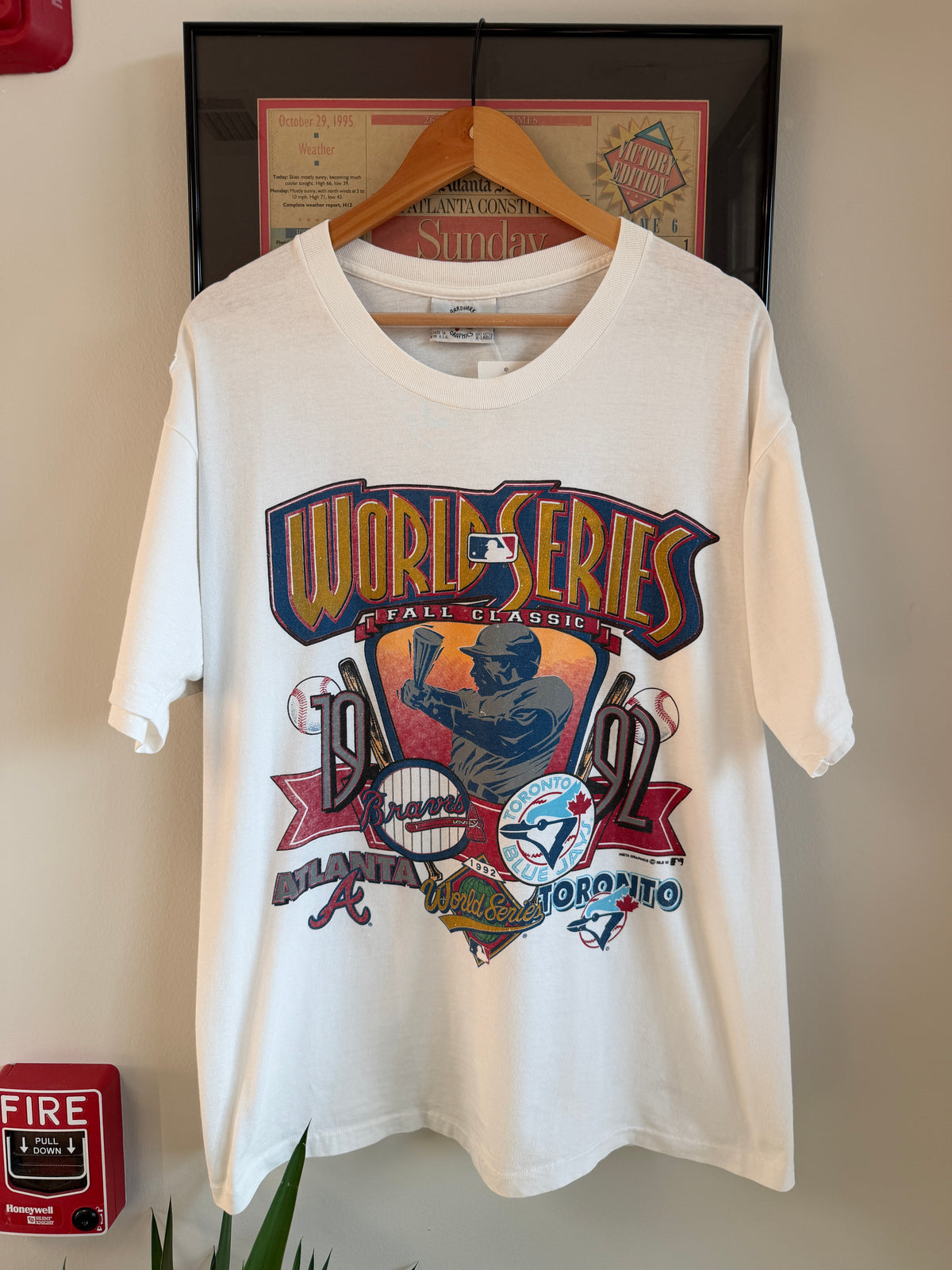 VINTAGE 1992 ATLANTA BRAVES WORLD SERIES SHIRT