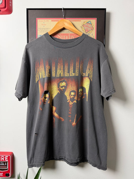 VINTAGE FADED DISTRESSED 1998 METALLICA SUMMER TOUR BAND SHIRT