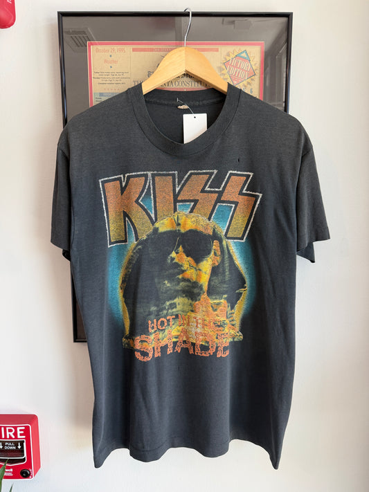 VINTAGE FADED 1990 KISS HOT IN THE SHADE BAND SHIRT