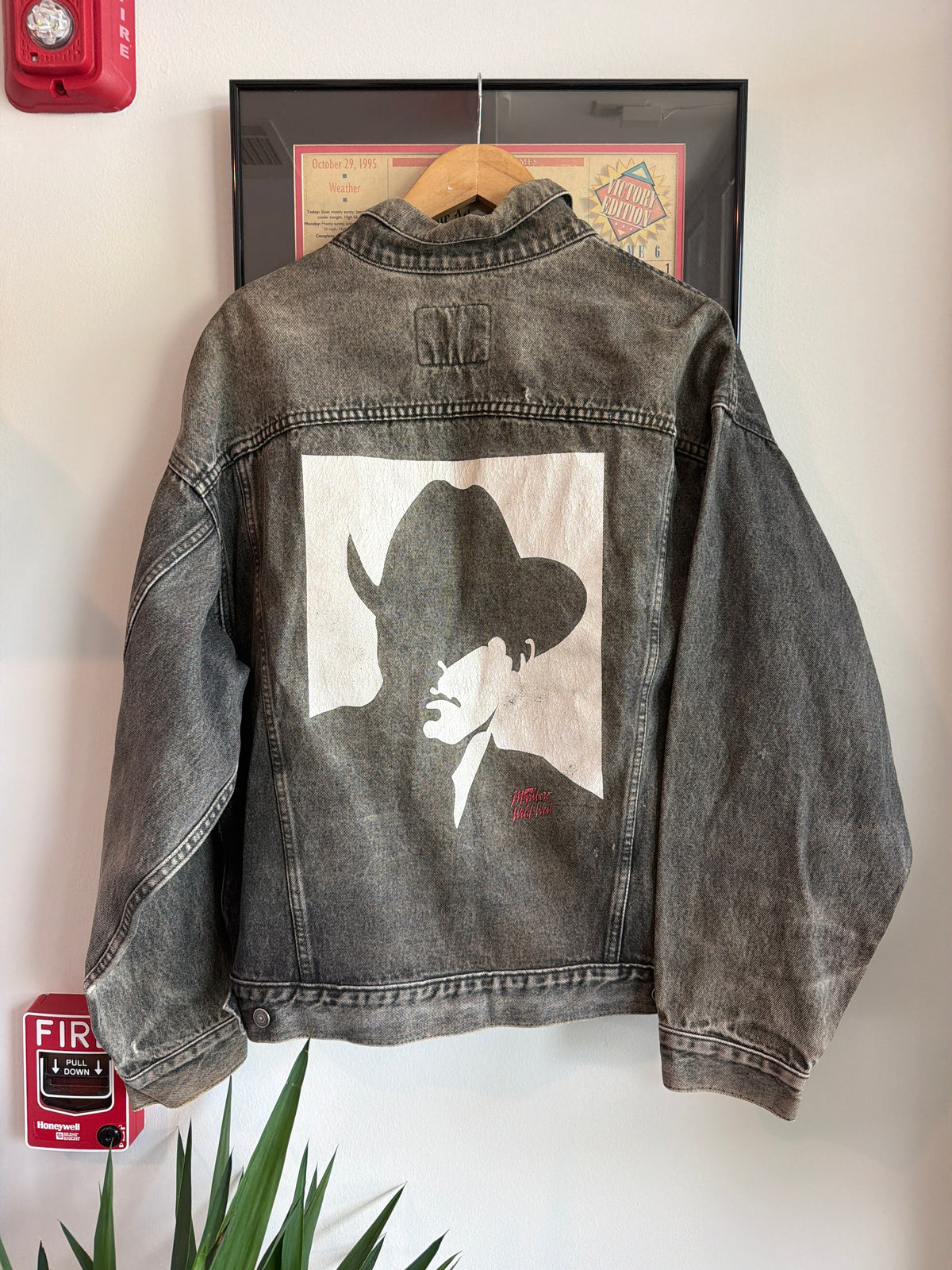 VINTAGE FADED 1990S MARLBORO MAN DENIM JACKET