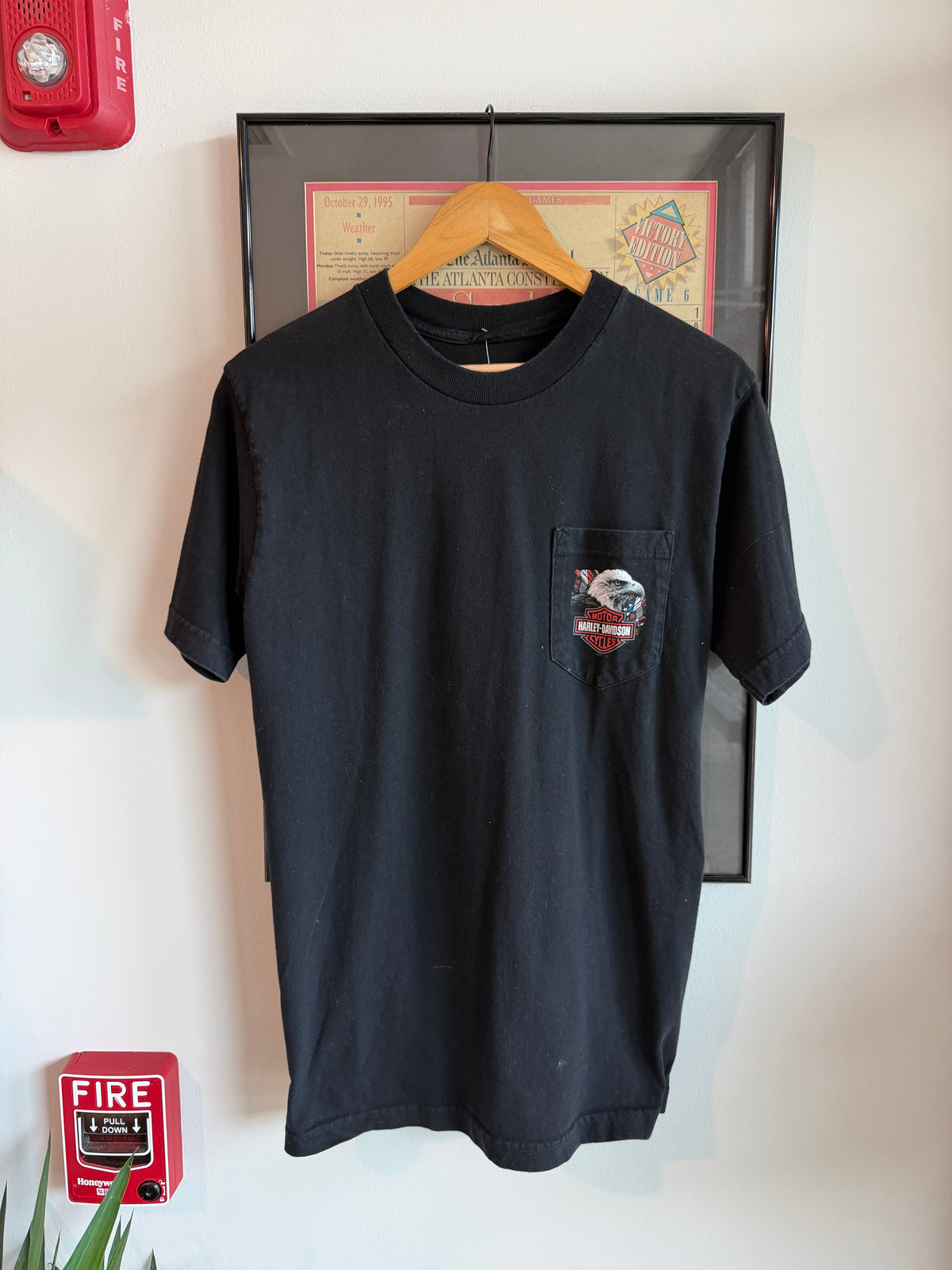 VINTAGE 2002 HARLEY DAVIDSON POCKET SHIRT