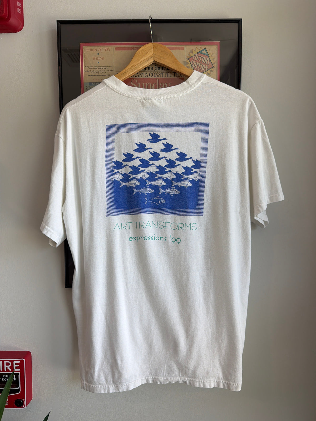 VINTAGE 1999 ART EXPRESSIONS MC ESCHER ART SHIRT
