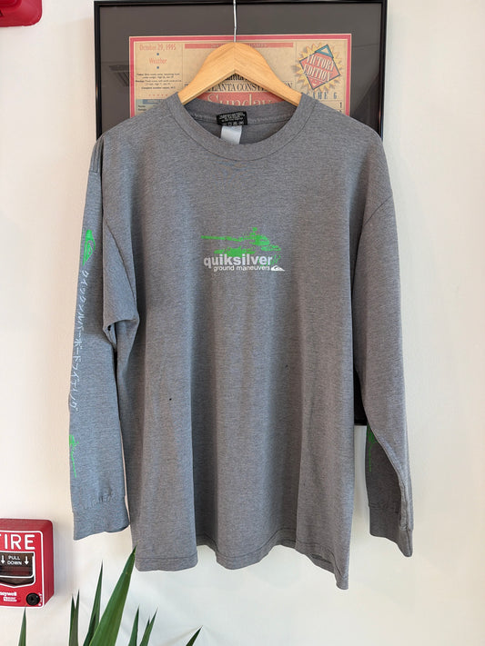 VINTAGES 1990S QUIKSILVER GROUND MANUEVERS LONGSLEEVE SHIRT