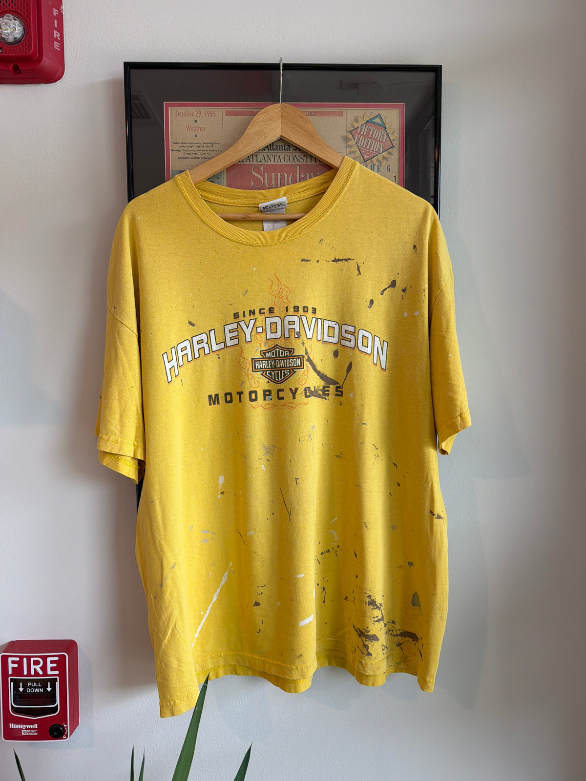 VINTAGE PAINTED DISTRESSED HARLEY DAVIDSON SHIRT