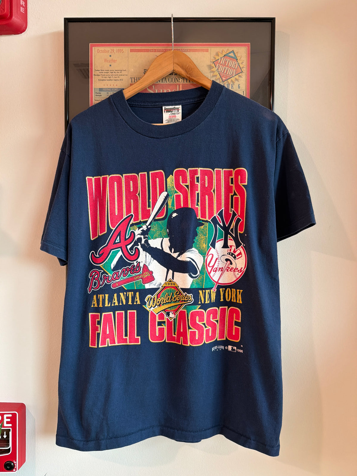 VINTAGE 1996 ATLANTA BRAVES WORLD SERIES SHIRT