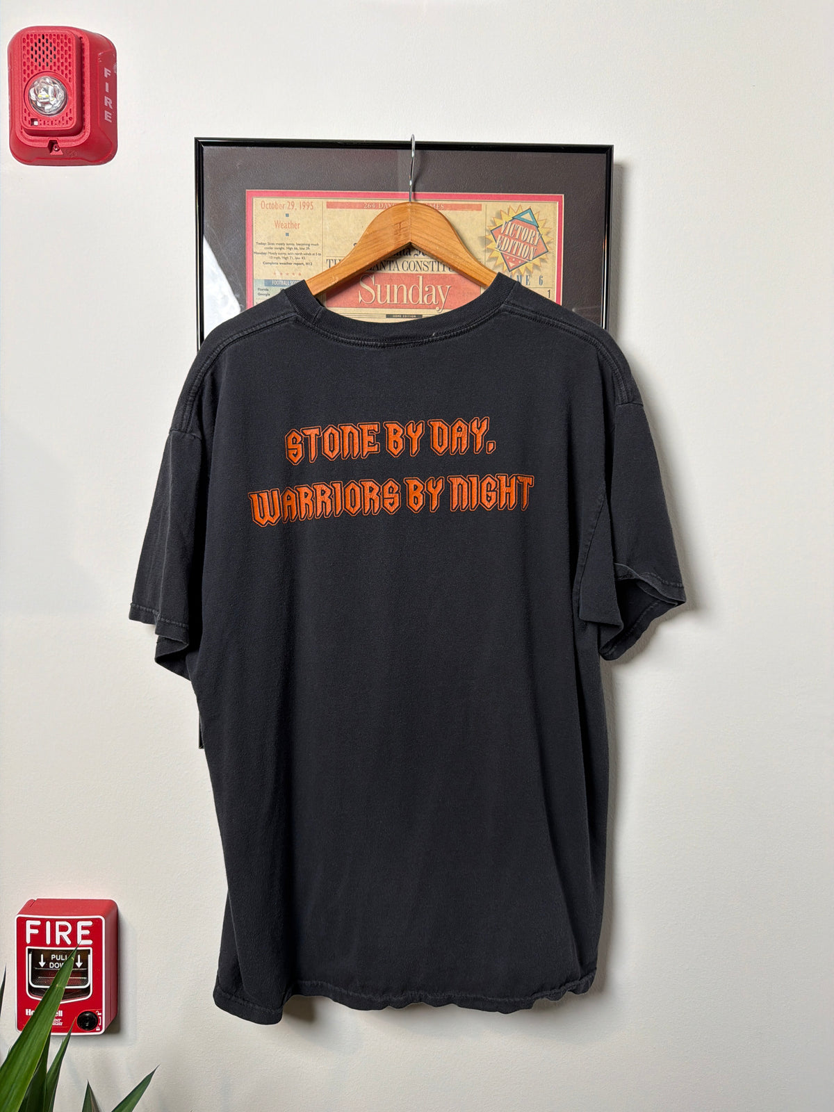 VINTAGE 1990S GARGOYLES MOVIE PROMO SHIRT