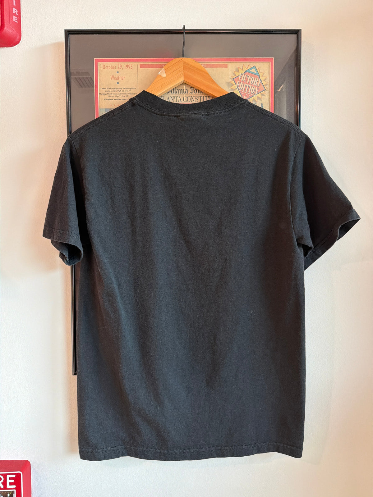 VINTAGE 2003 BUCS RAIDERS SUPER BOWL SHIRT