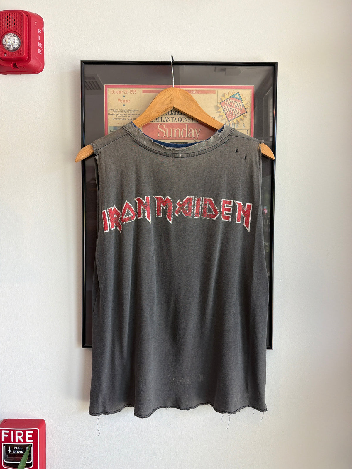 VINTAGE DISTRESSED FADED 1990S IRON MAIDEN THE TROOPER CUTOFF SHIRT