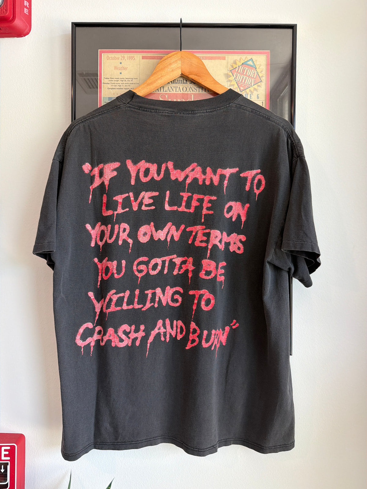 VINTAGE 1991 MOTLEY CRUE DECADE OF DECADANCE BAND SHIRT