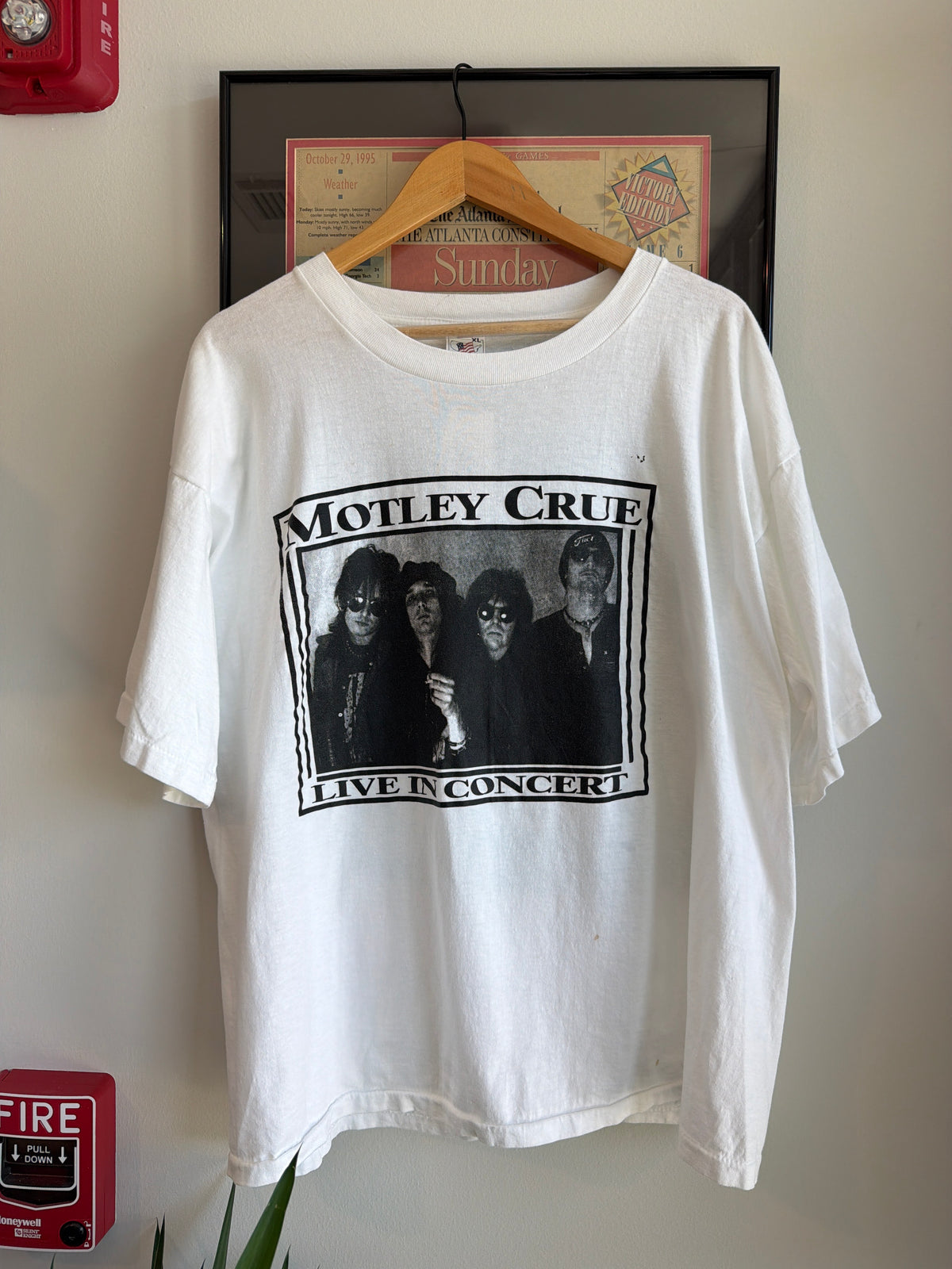 VINTAGE 1994 MOTLEY CRUE SUMMER TOUR SHIRT