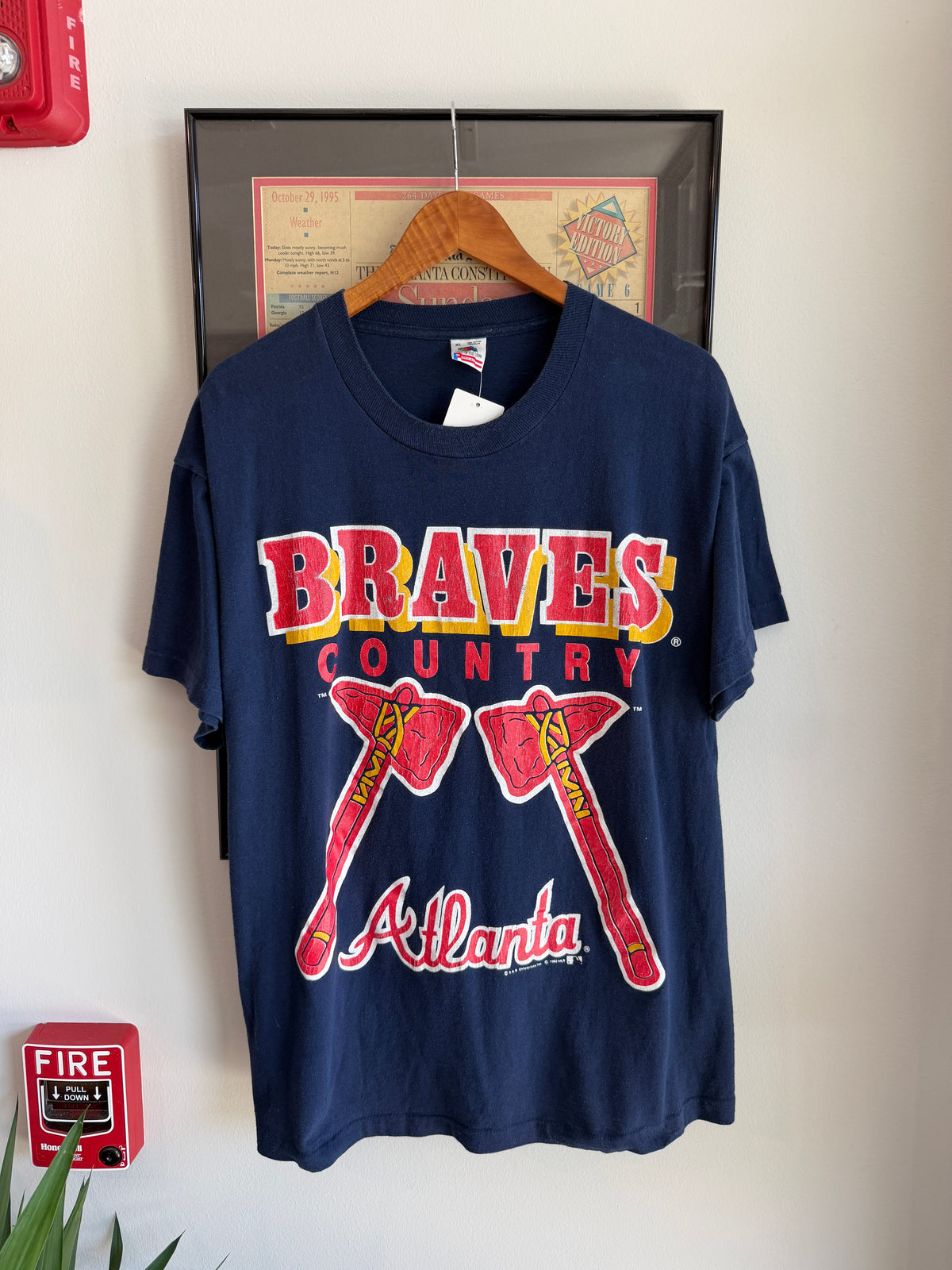 VINTAGE 1992 BRAVES COUNTRY ATLANTA BRAVES SHIRT