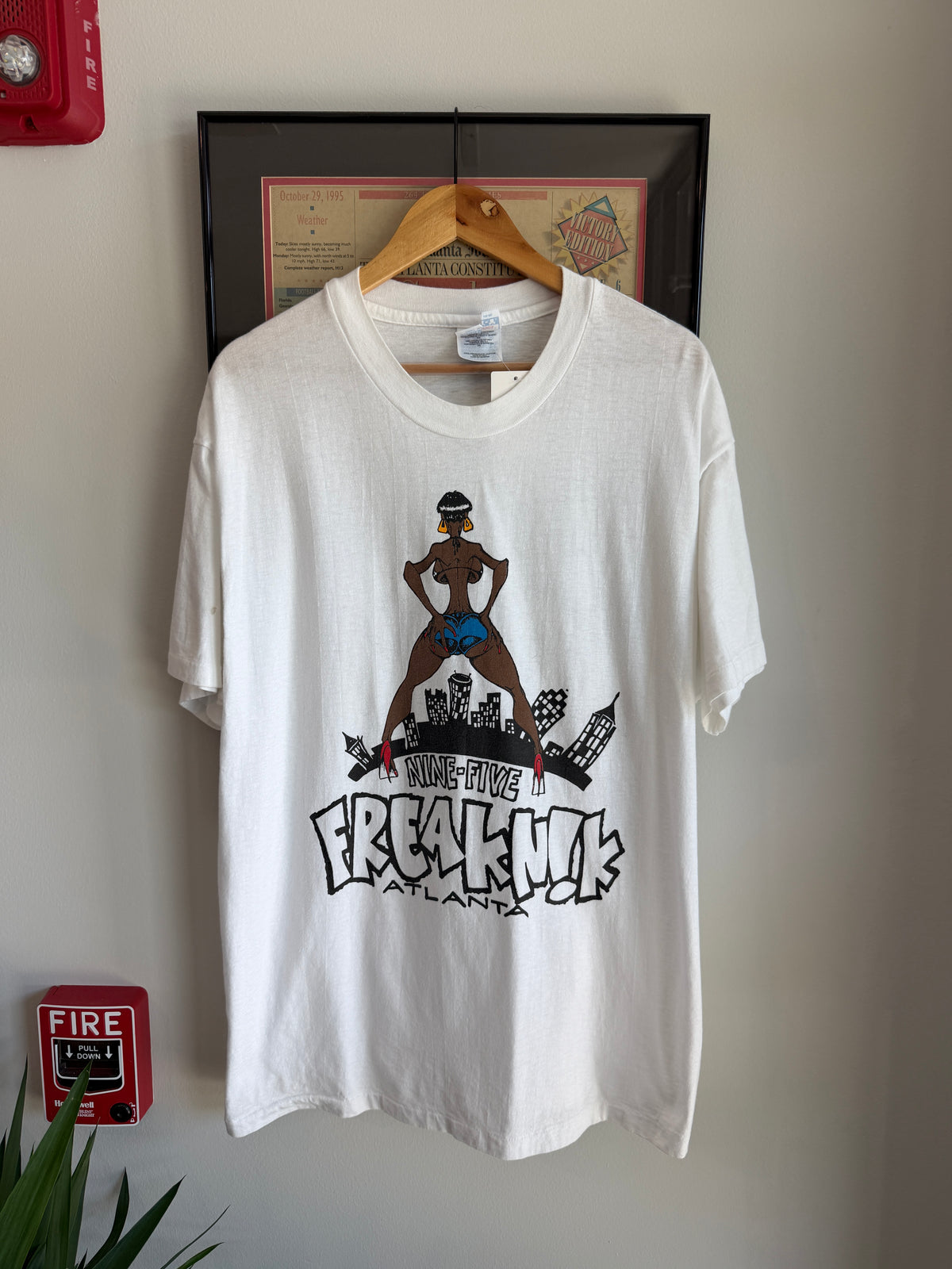 VINTAGE 1995 FREAKNIC WUSSUP SHIRT