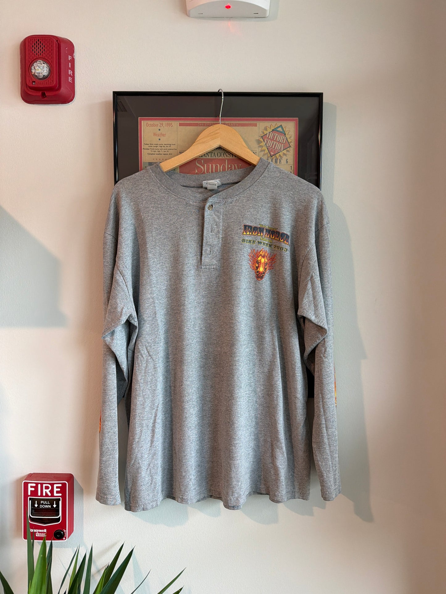 VINTAGE 2003 IRON HORSE SALOON LONG SLEEVE FLAME HENLEY