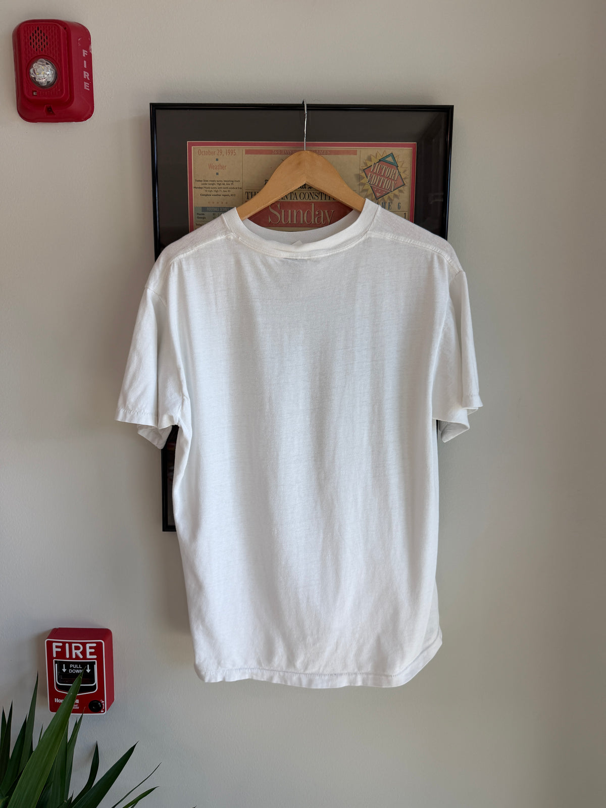 VINTAGE 1990S STAR ART SHIRT