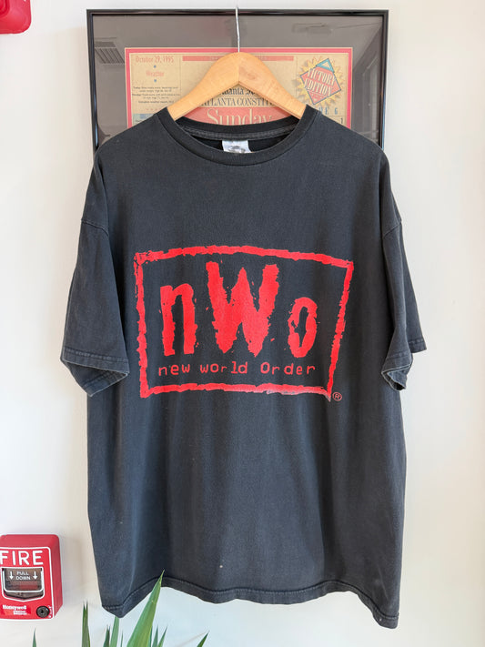 VINTAGE 1990S NWO WWE WRESTLING SHIRT