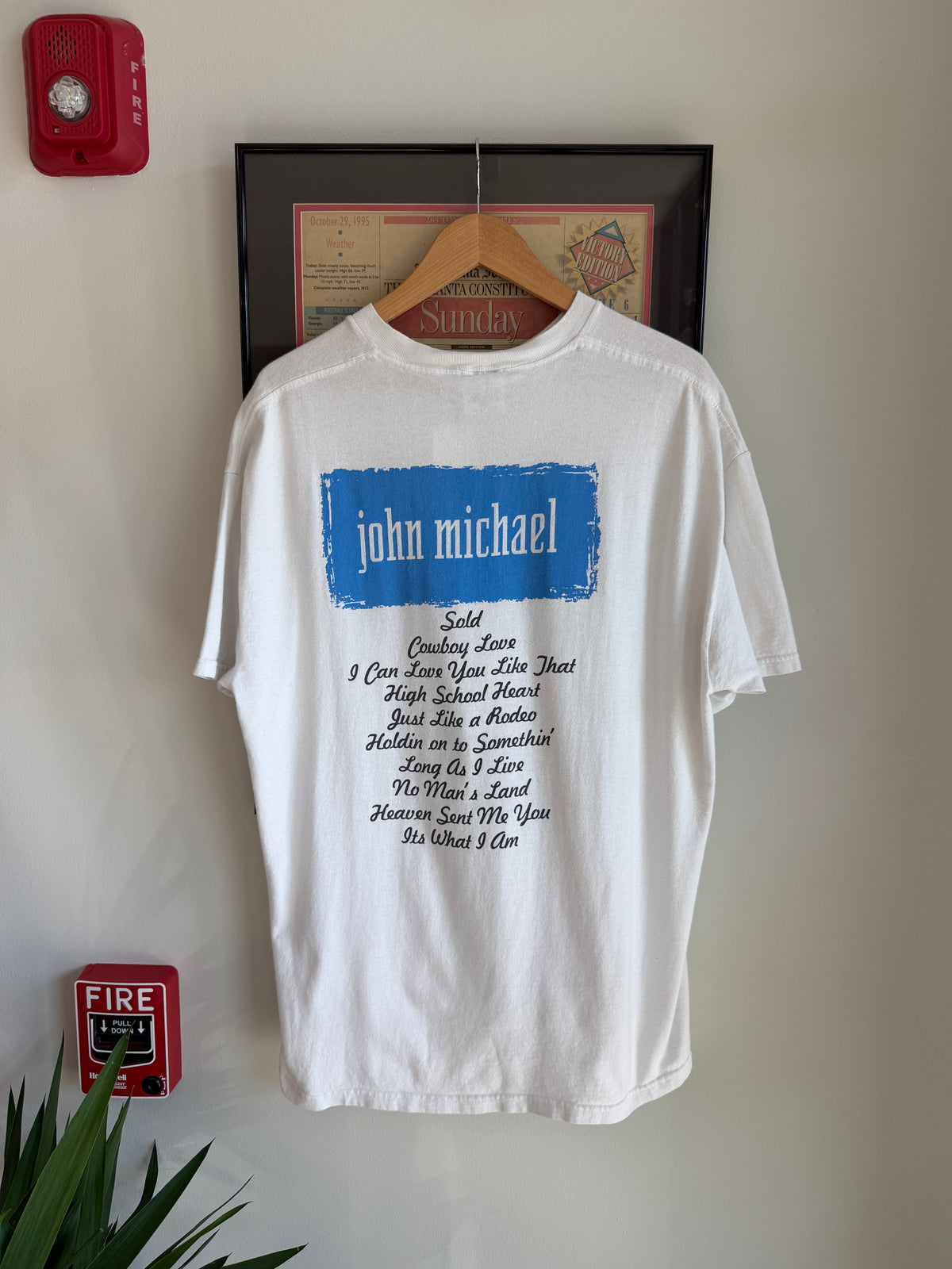 VINTAGE 1995 JOHN MICHAEL MONTGOMERY BAND SHIRT