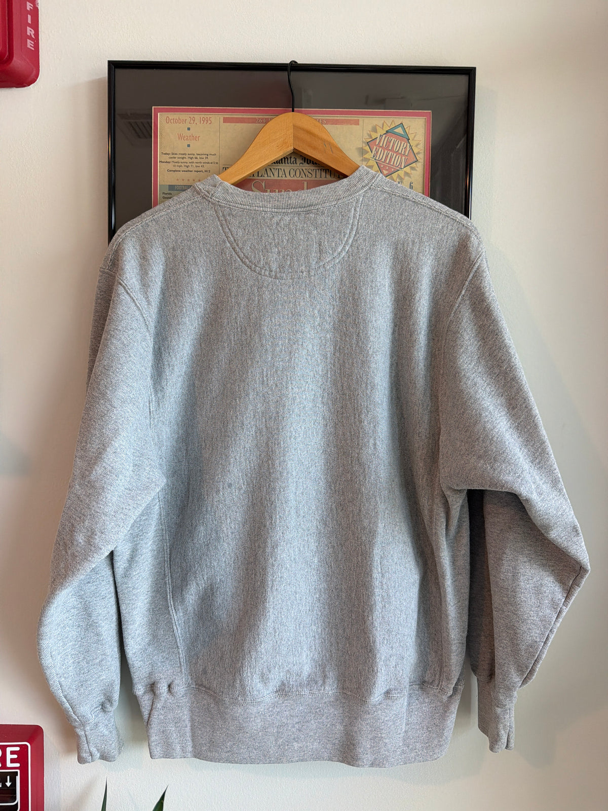 VINTAGE 2000S SYRACUSE FOOTBALL SWEATSHIRT