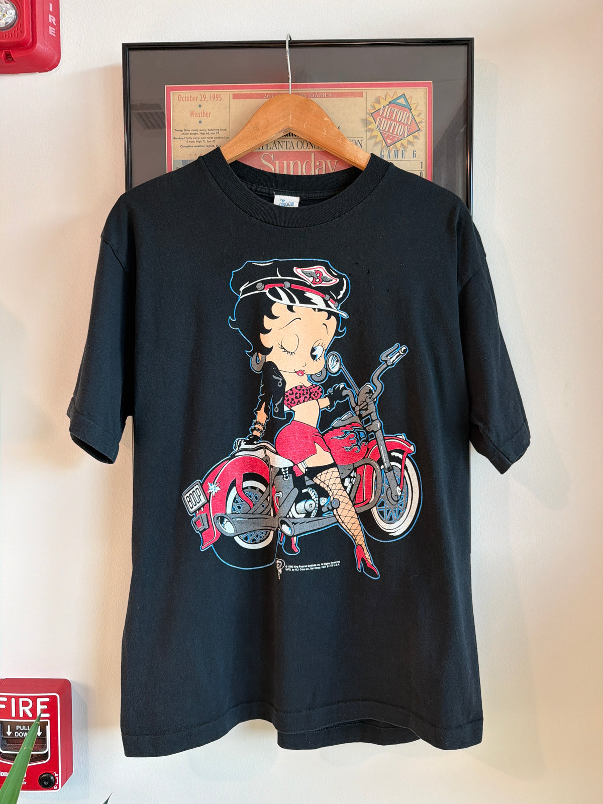 VINTAGE 1993 BETTY BOOP BIKER SHIRT