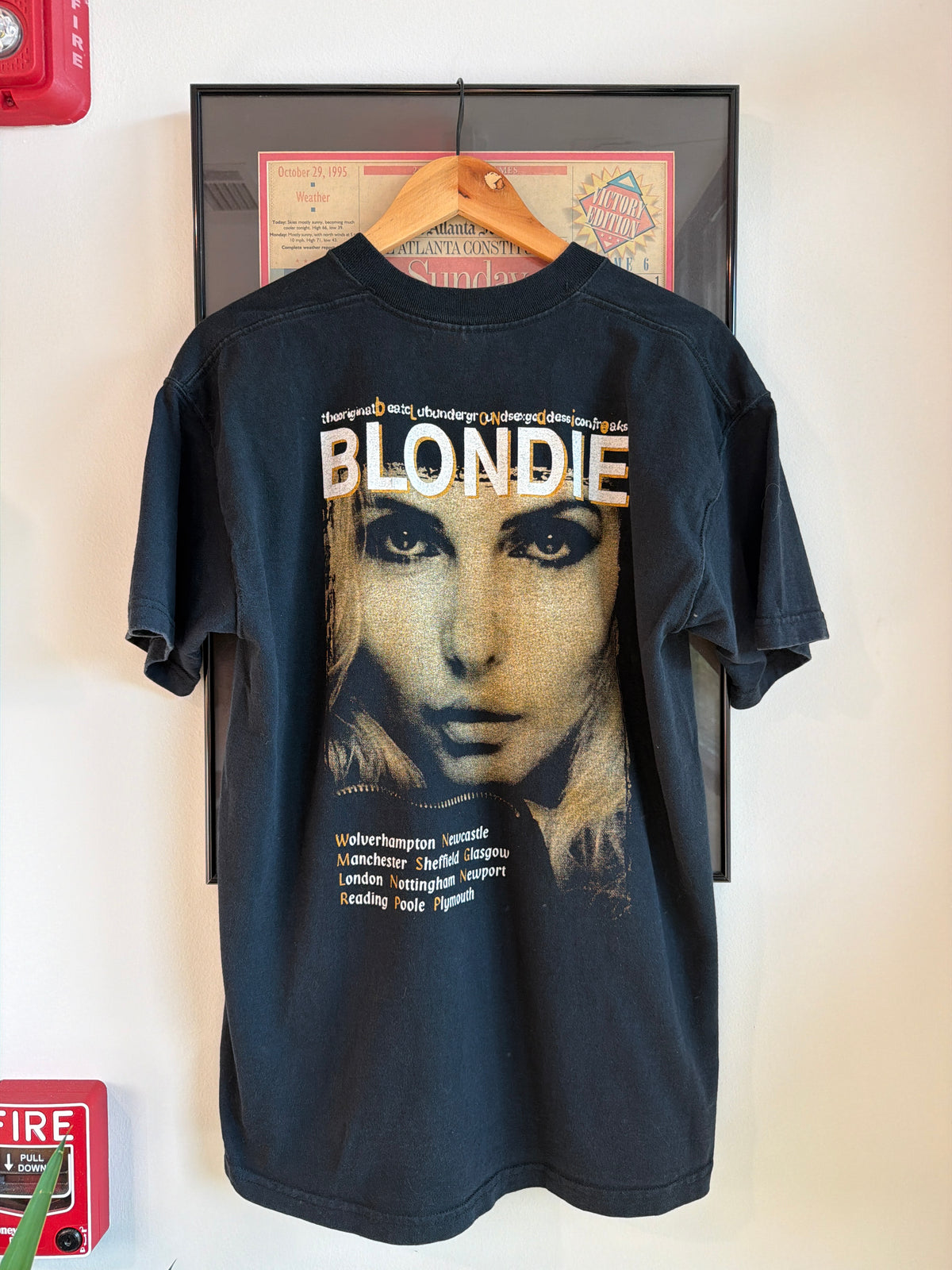 VINTAGE 1990S BLONDIE ATOMIC BAND SHIRT