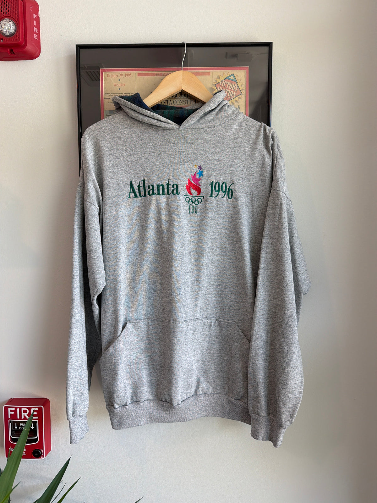 VINTAGE 1996 ATLANTA OLYMPICS HOODIE