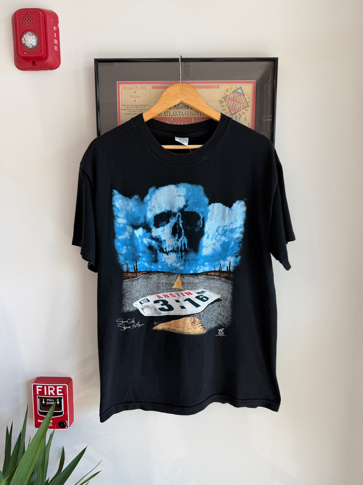 VINTAGE STONE COLD STEVE AUSTIN LICENSE PLATE SHIRT