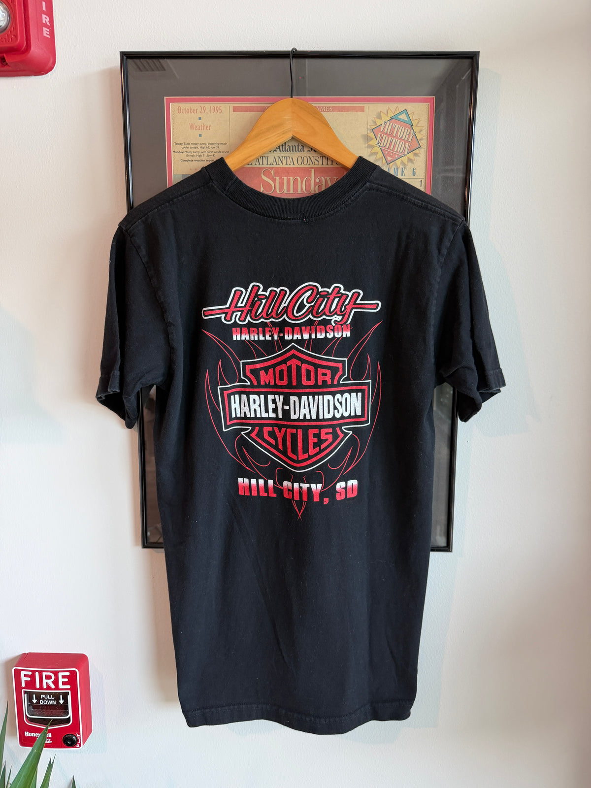 VINTAGE 2002 HARLEY DAVIDSON POCKET SHIRT