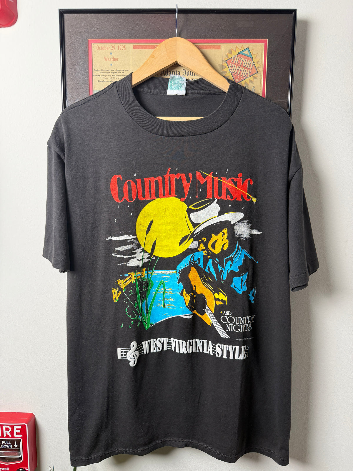 VINTAGE 1992 COUNTRY MUSIC WEST VIRGINIA STYLE SHIRT