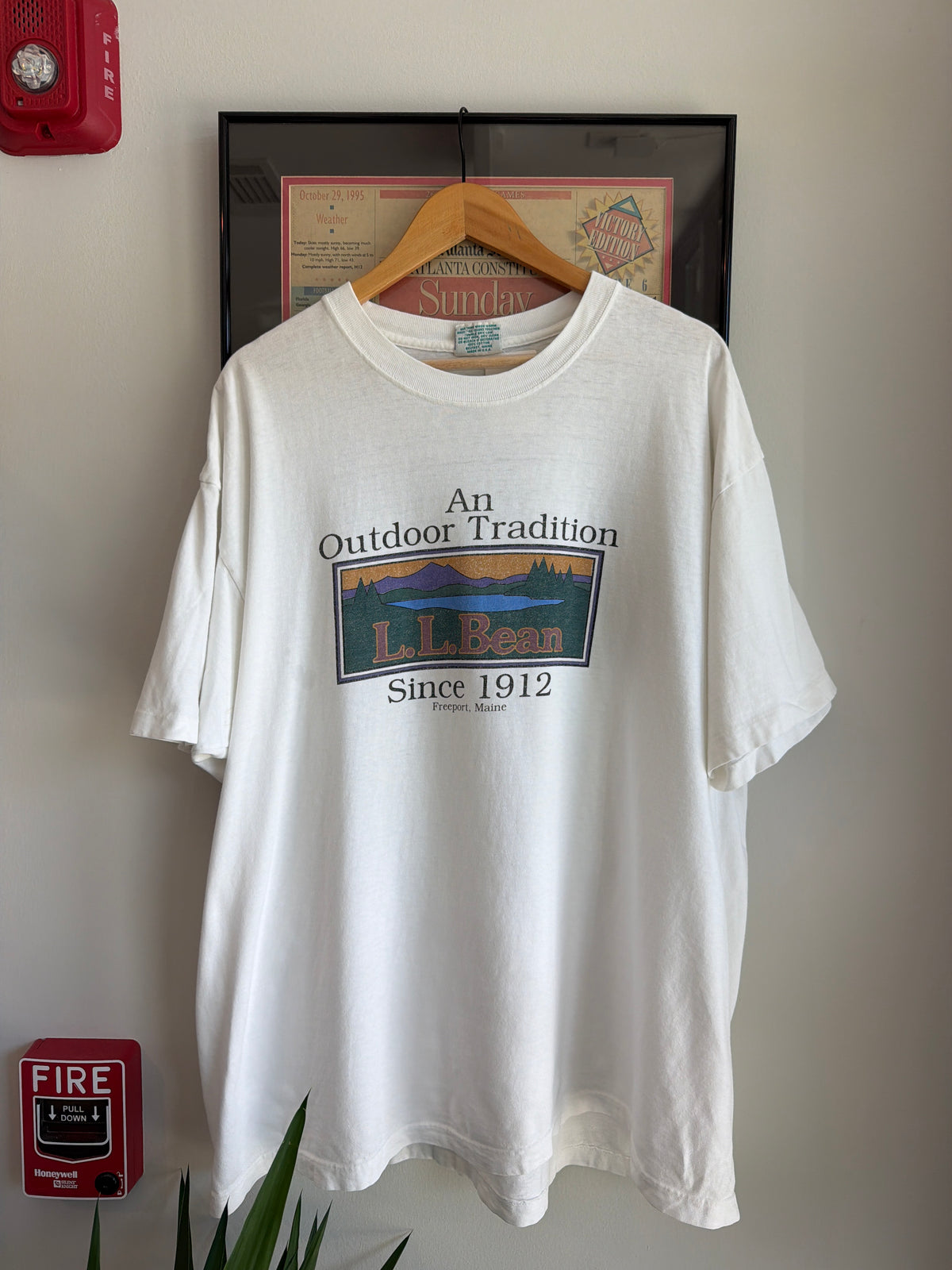 VINTAGE 1990S LL BEAN LOGO SHIRT