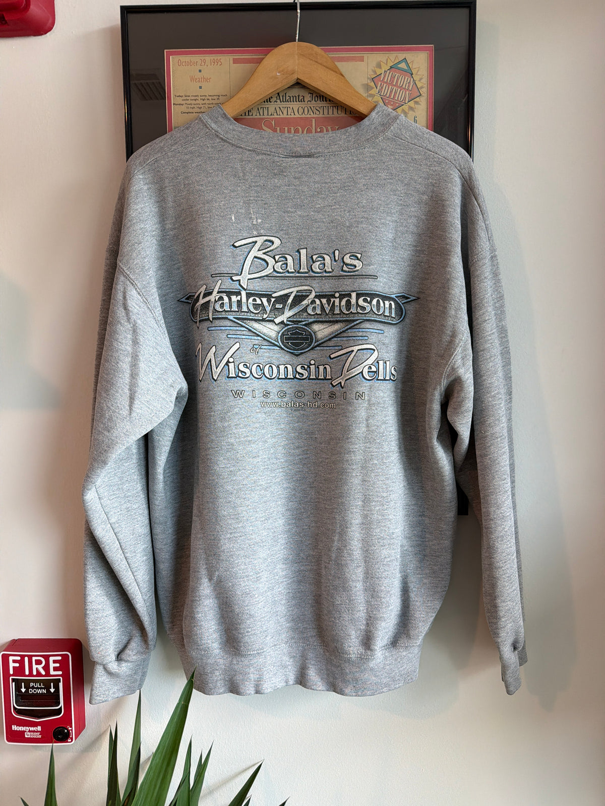 VINTAGE 2000 HARLEY DAVIDSON SWEATSHIRT