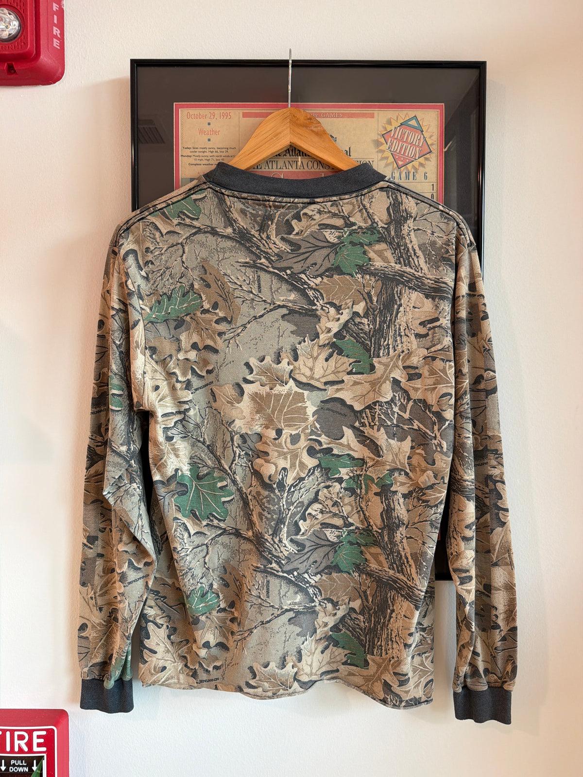 VINTAGE 1990S CAMO LONG SLEEVE SHIRT