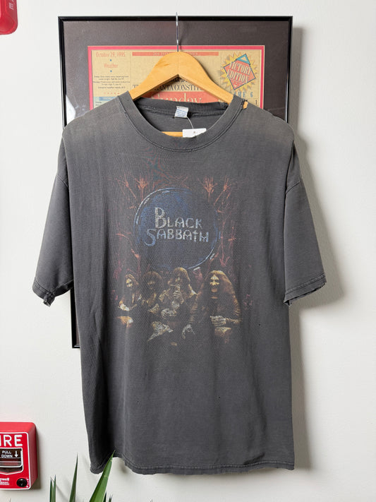 VINTAGE FADED DISTRESSED 1999 BLACK SABBATH REUNION TOUR SHIRT