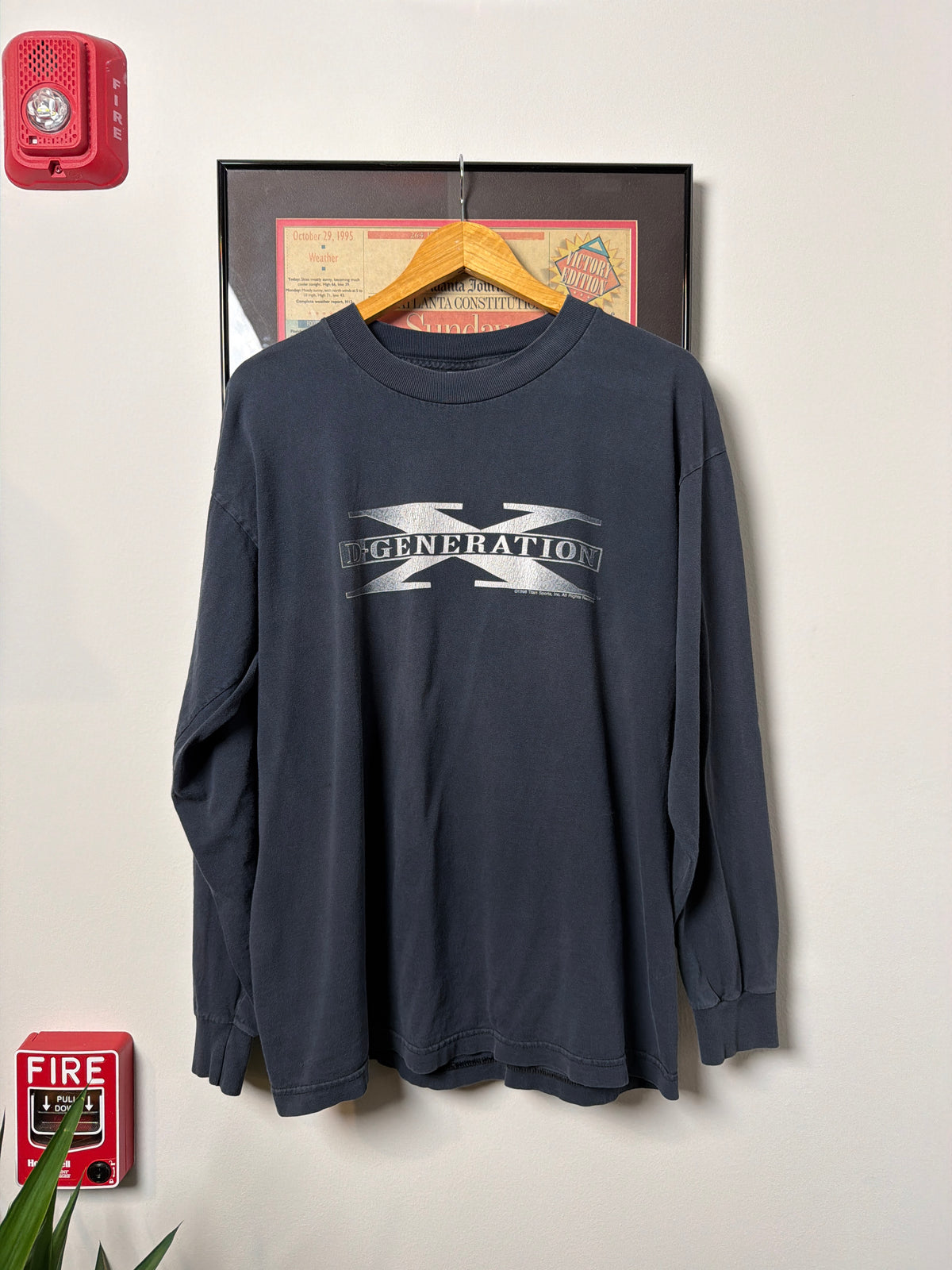 VINTAGE 1998 D-GENERATION X WRESTLING LONG SLEEVE SHIRT