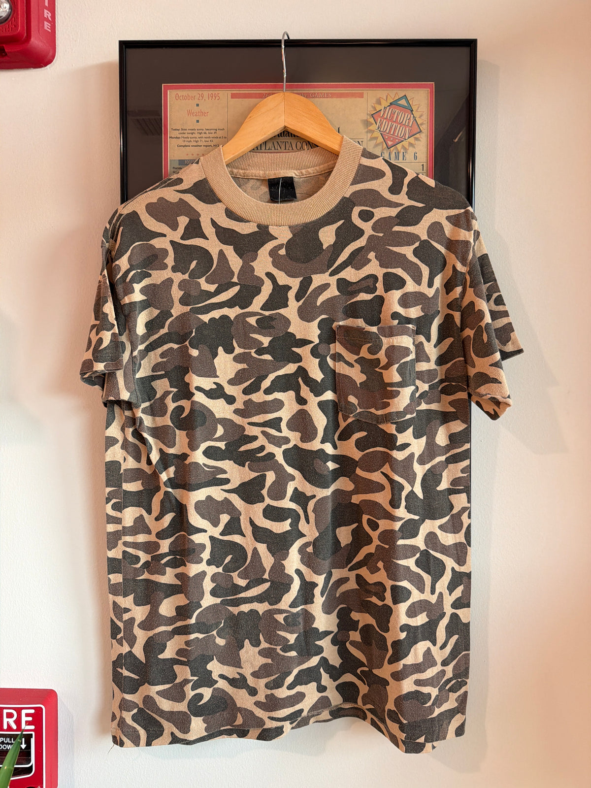 VINTAGE 1980S CAMO POCKET SHIRT