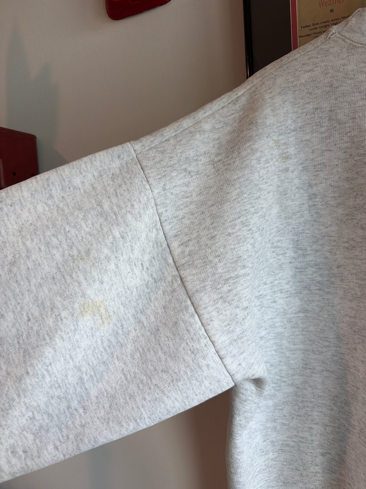 VINTAGE 1990S UNIVERSITY OF HEAVEN SWEATSHIRT