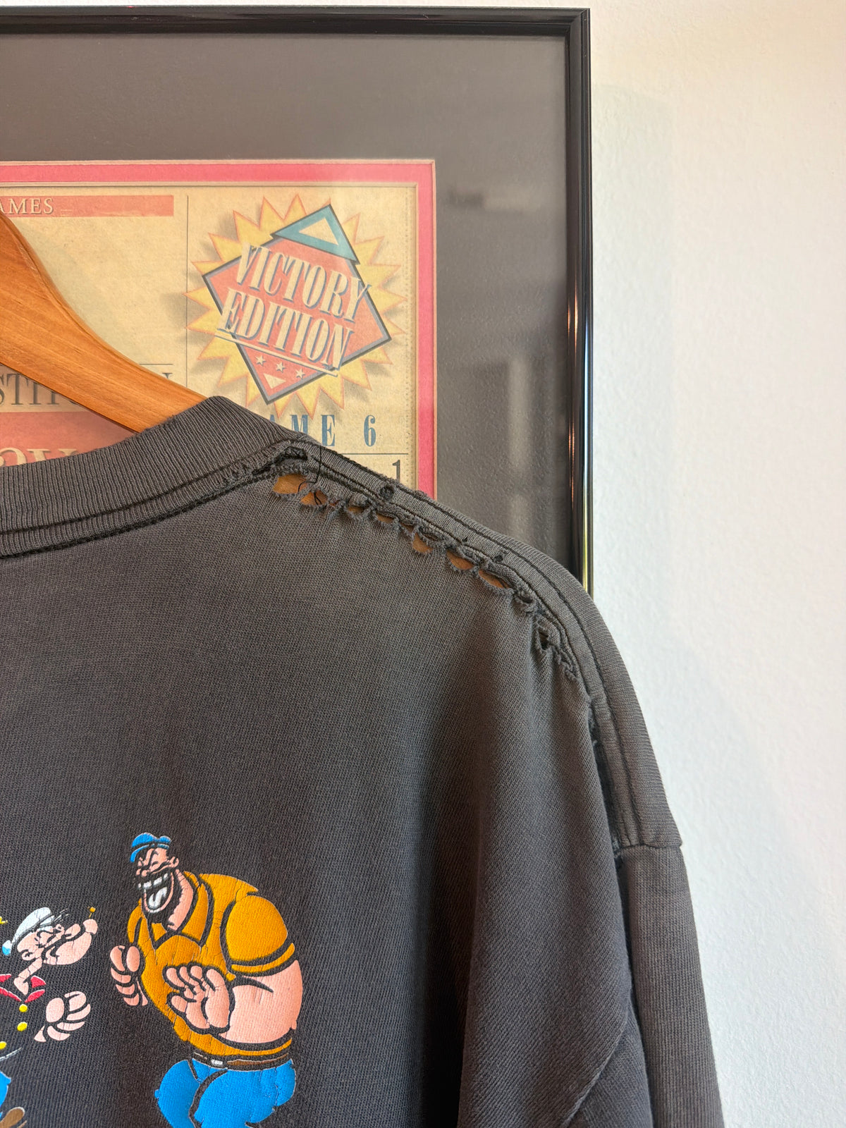 VINTAGE FADED DISTRESSED 1993 POPEYES AOP COMIC SHIRT