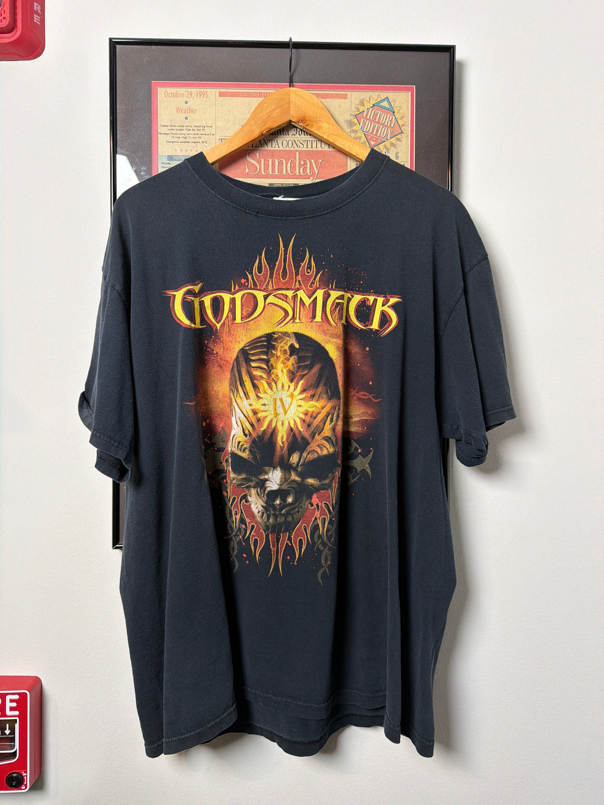 VINTAGE 1990S GODSMACK BAND SHIRT