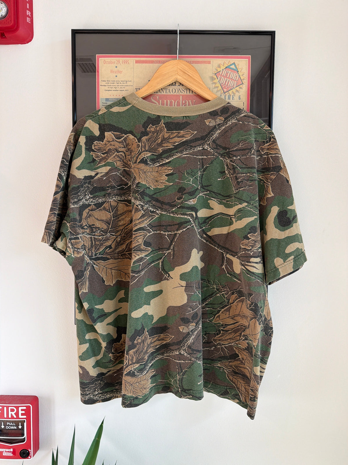 VINTAGE 1980S CAMO SHIRT
