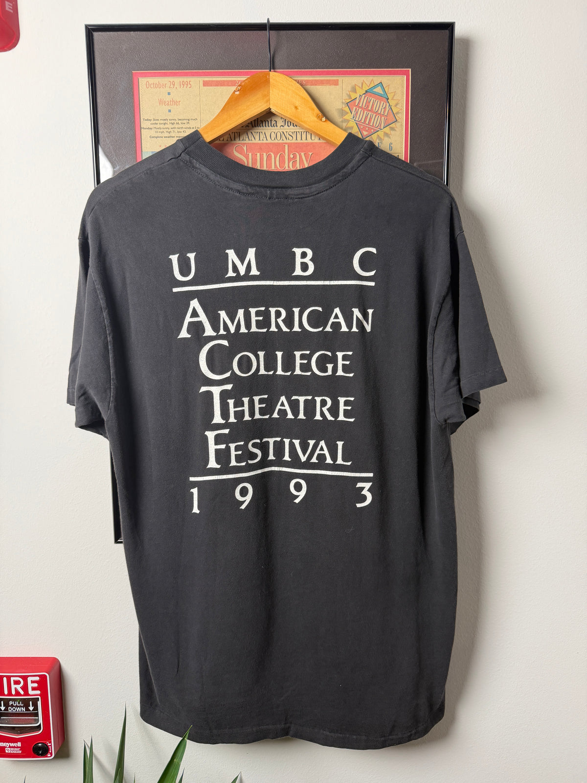 VINTAGE 1993 AMERICAN COLLEGE THEATRE FESTIVAL SHIRT