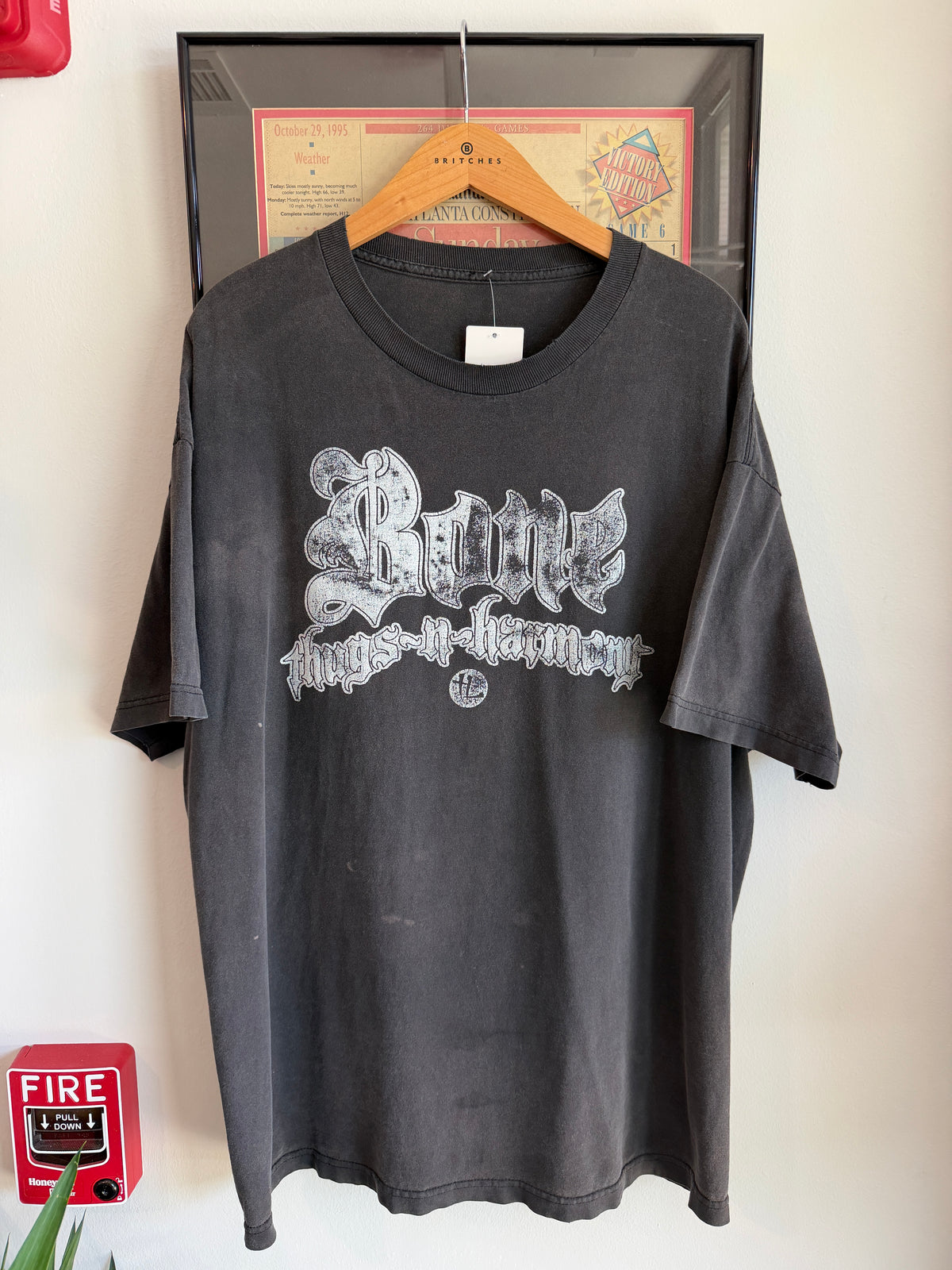 VINTAGE FADED DISTRESSED 1990S BONE THUGS N HARMONY SHIRT