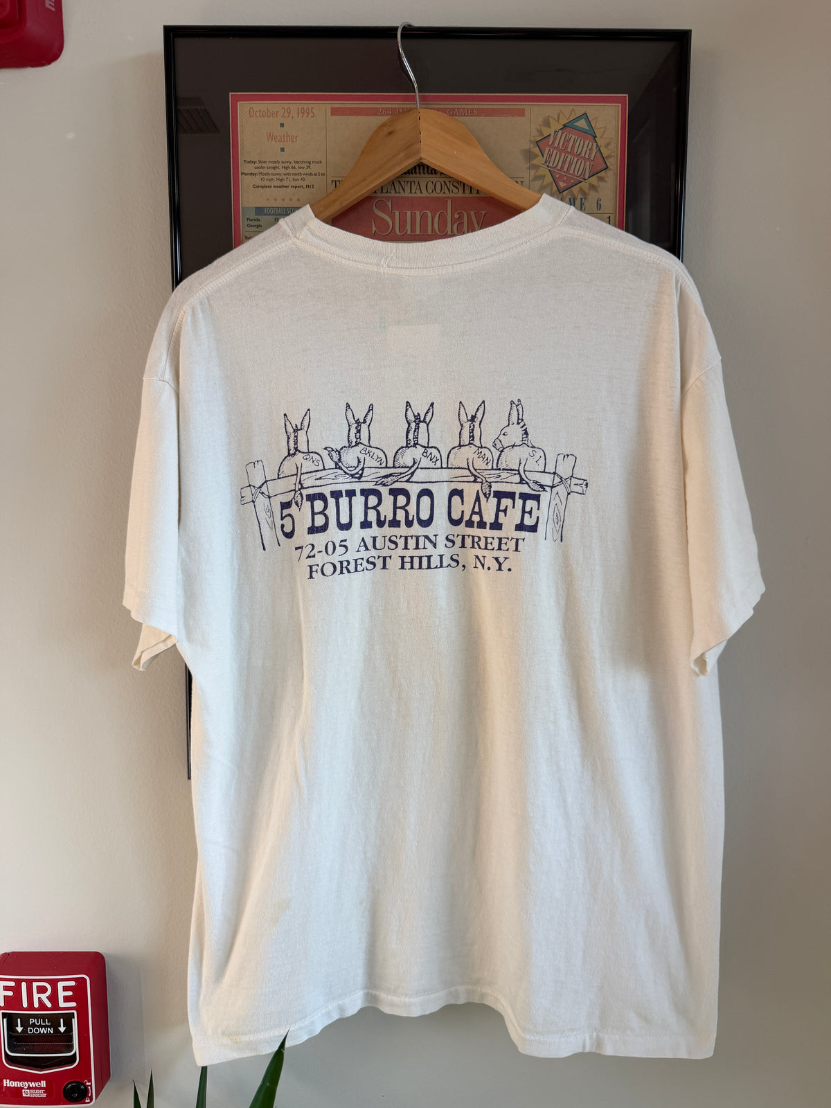 VINTAGE 1990S SAUZA TEQUILA SHIRT